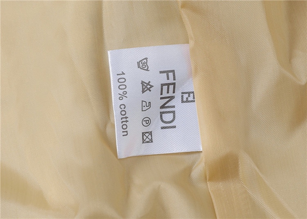 ブランドジャケット全体デザイン